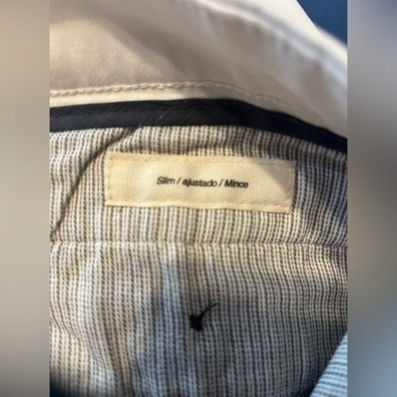 NWT- Goodthreads Men's Slim-Fit Wrinkle-Free Comfort Stretch Dress Chino Pant - Picture 2 of 5